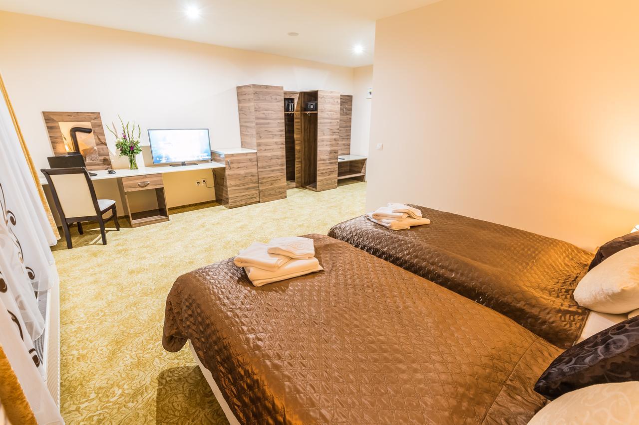 Hotel Miraj 4*